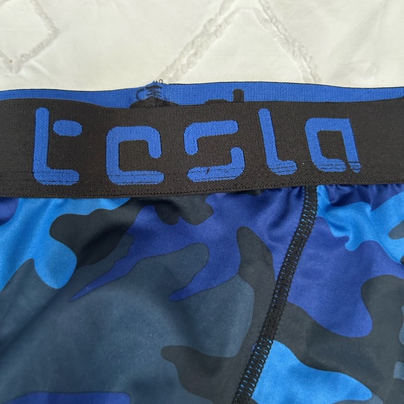 Men’s Blue Camo Compression Pants - Picture 2 of 3